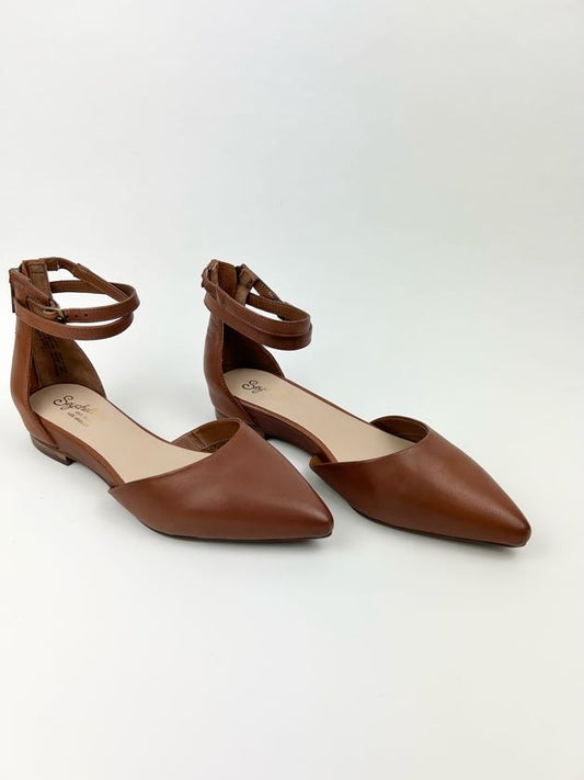 What a Girl Wants Flats Shoes in Tan at Wrapsody