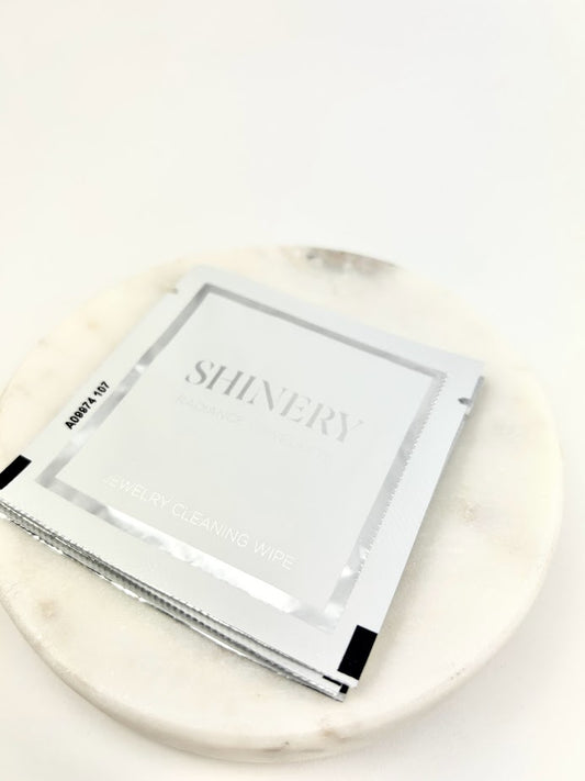 Shinery Radiance Towelettes Travel Accessories in  at Wrapsody