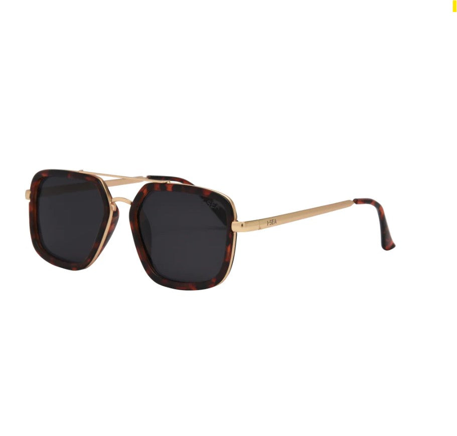 I-Sea Cruz Sunglasses Sunglasses in  at Wrapsody