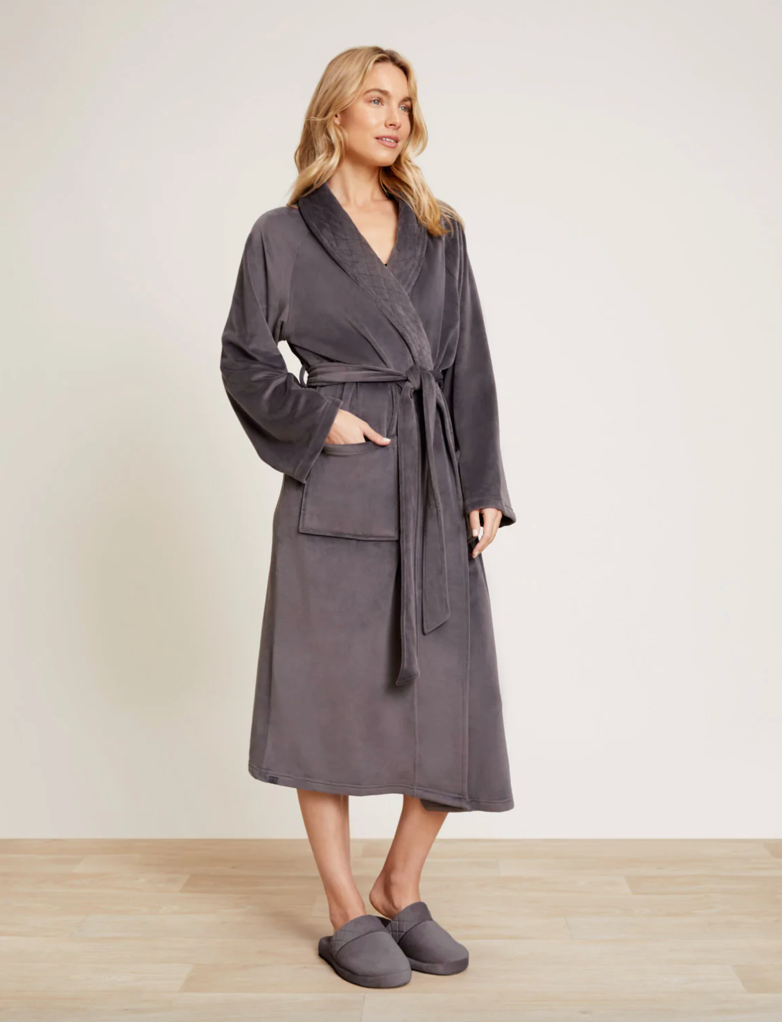 Barefoot Dreams Luxe Chic Robe Loungewear in Carbon at Wrapsody